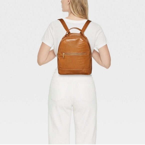 NWT Wild Fable Caramel Brown Crocodile Skin Backpack Purse - Picture 6 of 15